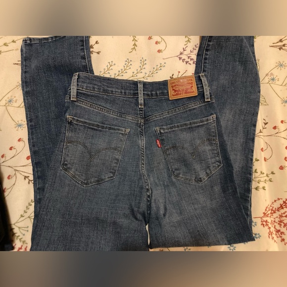 Levi’s 724 High Rise Straight jeans • Size 27/4 R • NWOT • new, never worn - Picture 3 of 7